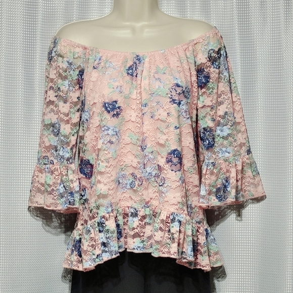 Almost Famous On / Off Shoulder Peplum Pink Lace Stretch Pop Over Top (L) - Picture 4 of 10